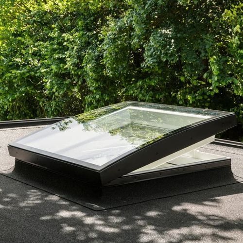Lucernario per tetto piano - COURBE  - VELUX - per casa / a muro / per sistema di ventilazione