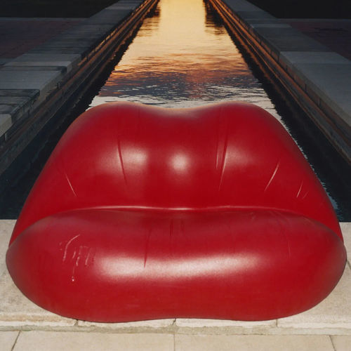 Divano design originale - DALILIPS - BD Barcelona Design - da esterno / in polietilene / rosso