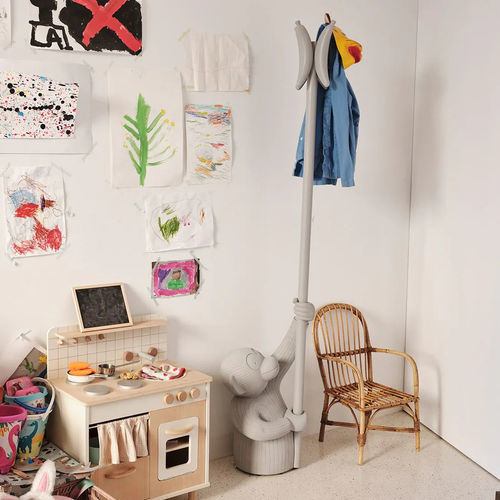 Appendiabiti da terra - MONKEY  - BD Barcelona Design - a muro / design originale / in frassino