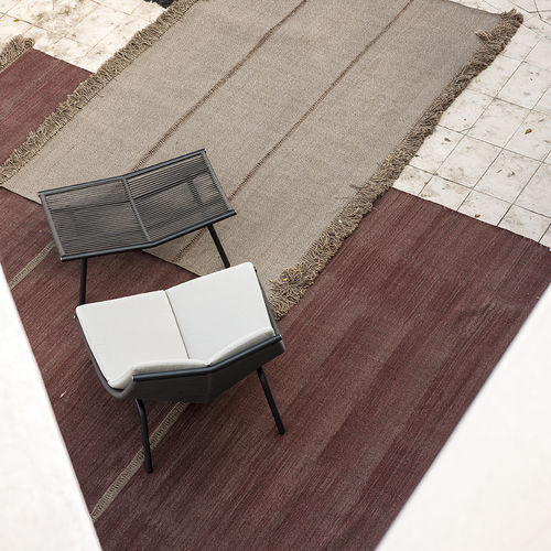Tappeto contemporaneo - TRIPTYQUE 002 - RODA - a tinta unita / in fibre sintetiche / rettangolare