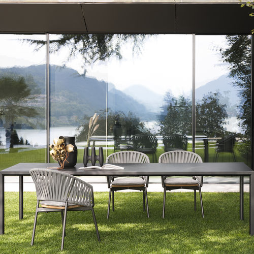 Tavolo contemporaneo - PLEIN AIR 005 - RODA - in gres / con supporto in alluminio / rettangolare