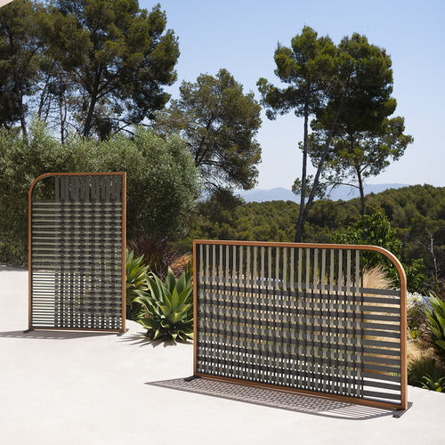 Paravento contemporaneo - FILET - RODA - in acrilico / in poliestere / in alluminio laccato