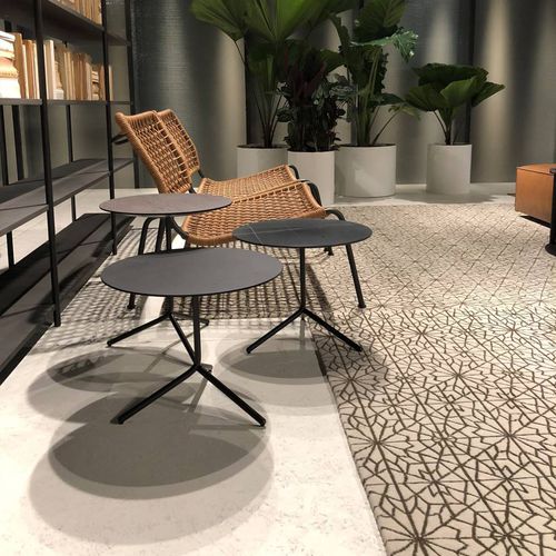 Tavolino contemporaneo - KIWI - Living Divani - in MDF laccato / in marmo / con supporto in acciaio