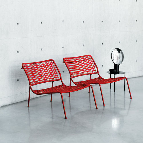 Chauffeuse contemporanea - CARBON FROG - Living Divani - in corda / in fibra di carbonio / grigia