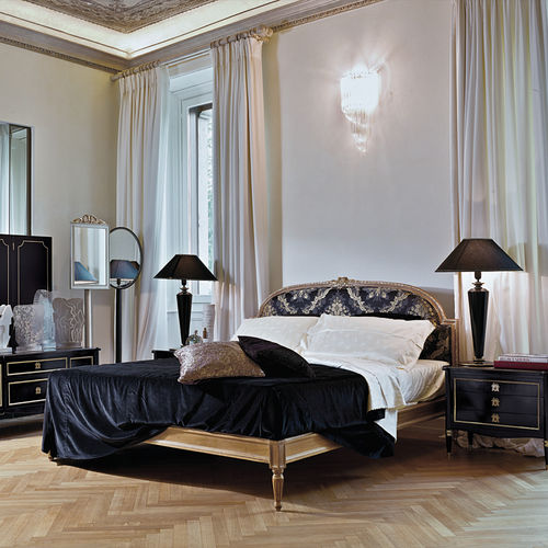Letto matrimoniale - ART. 2267 - SALDA ARREDAMENTI - in stile Luigi XVI / con testiera imbottita / in tessuto