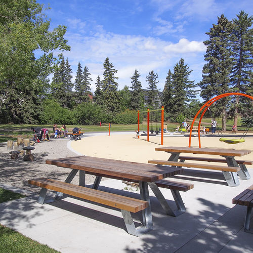 Tavolo da picnic contemporaneo - Solid X-Table - Streetlife - in legno massiccio / con supporto in acciaio galvanizzato / con supporto in acciaio termolaccato