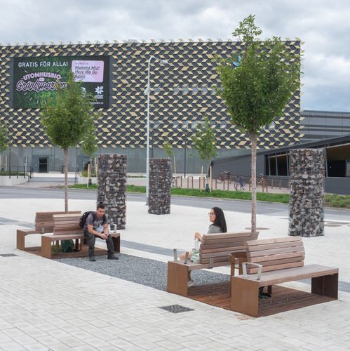 Panca per spazi pubblici contemporanea - Solid Grille - Streetlife - in legno / in acciaio termolaccato / in corten
