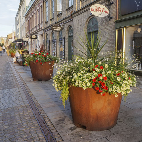 Fioriera in acciaio COR-TEN® - SHRUBTUBS - Streetlife - conica / contemporanea / per spazi pubblici