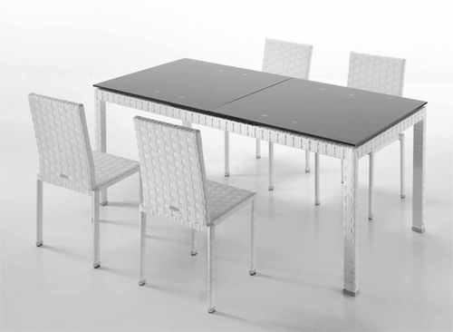 Tavolo da pranzo contemporaneo - PALINURO - Dolcefarniente by DFN srl - in vetro / in resina intrecciata / in teak