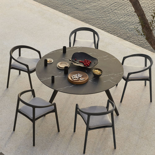 Tavolo da pranzo contemporaneo - Torsa - MANUTTI - in ceramica / in marmo / con supporto in teak