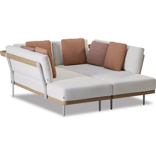 Dormeuse contemporanea - Flows  - MANUTTI - in tessuto / in teak / con supporto in alluminio