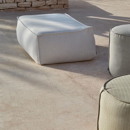 Pouf contemporaneo - Touch  - MANUTTI - in tessuto / rettangolare / imbottito