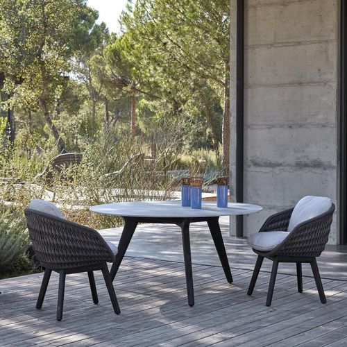 Tavolo da pranzo contemporaneo - Torsa  - MANUTTI - in ceramica / in marmo / con supporto in teak