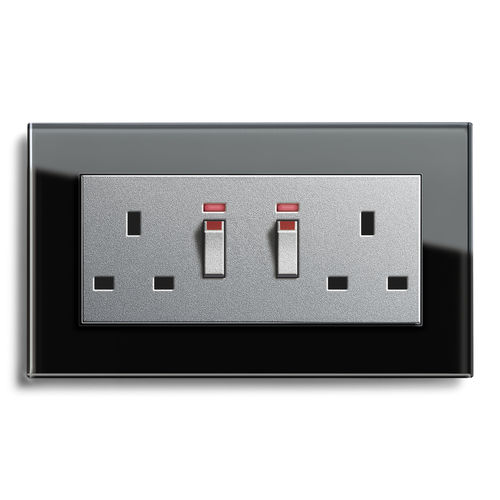 Presa di corrente - BRITISH STANDARD (BS 1363-2) - Gira - doppia / da parete / da incasso