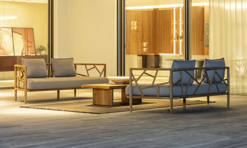 Divano contemporaneo - AURA - FISCHER MÖBEL - da esterno / in Sunbrella® / con braccioli