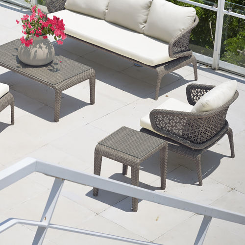 Tavolo d'appoggio contemporaneo - JOURNEY  - SKY LINE DESIGN - in resina intrecciata / con base in resina / rotondo