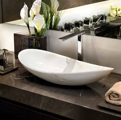 Lavabo da appoggio - DAPHNE - MGM - in marmo / con specchio regolabile / ovale