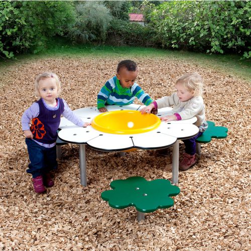 Tavolo da gioco per bambini per esterni - M261 - KOMPAN - contemporaneo / per parco giochi / in polietilene ad alta densità HDPE