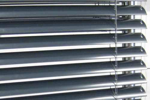 Frangisole in alluminio - MAXILINE 80/90 - FABER - per facciata / orientabile