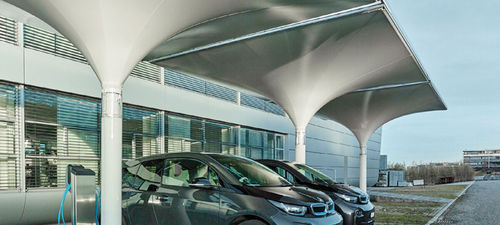 Tettoia per posto-auto contract - SYMMETRIC  - MDT-TEX - solare / in acciaio / in tessuto spalmato PVC