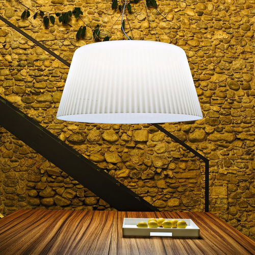 Lampada a sospensione - LAMPA-DARIA - SERRALUNGA - in polietilene a bassa densità LDPE / contemporanea / da esterno