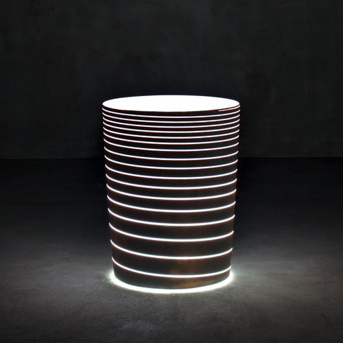 Vaso da giardino in polietilene a bassa densità LDPE - GRAND JANE   - SERRALUNGA - rotondo / in altezza / luminoso