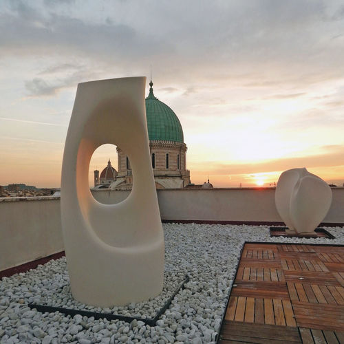 Vaso da giardino in polietilene a bassa densità LDPE - HOLLY ALL  - SERRALUNGA - di Philippe Starck / per uso residenziale / bianco