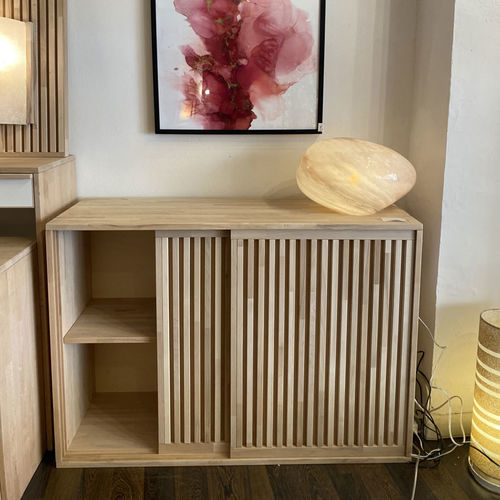 Credenza contemporanea - VERTICAL - Cinius - in legno massiccio / su misura / con porta scorrevole