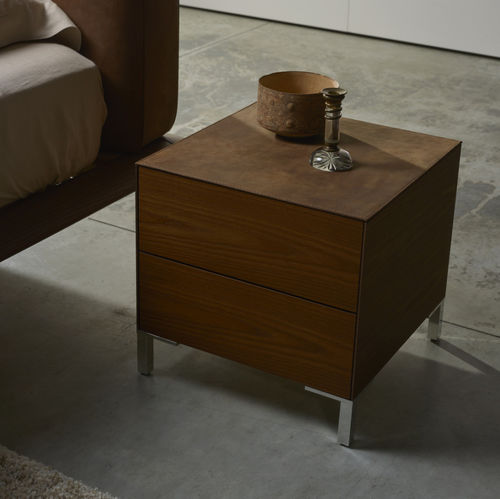 Comodino contemporaneo - TUSCAN - Falegnami - in rovere / in frassino / con supporto in metallo