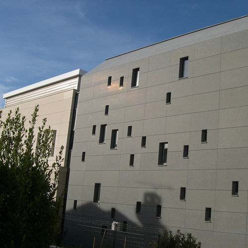 Rivestimento di facciata in pannelli - VALVERDE HONED - LUSOROCHAS NATURAL STONE - in fogli / in pietra naturale / in calcare