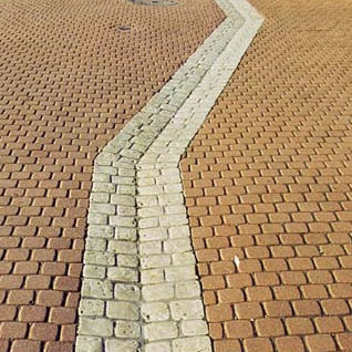 Canaletta a doppia pendenza - GCAP A - Girpav - pavimentata / in pietra / per spazio pubblico