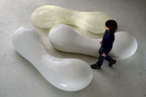 Panca design organico - GAMETE - ImperfettoLab - in fibra di vetro