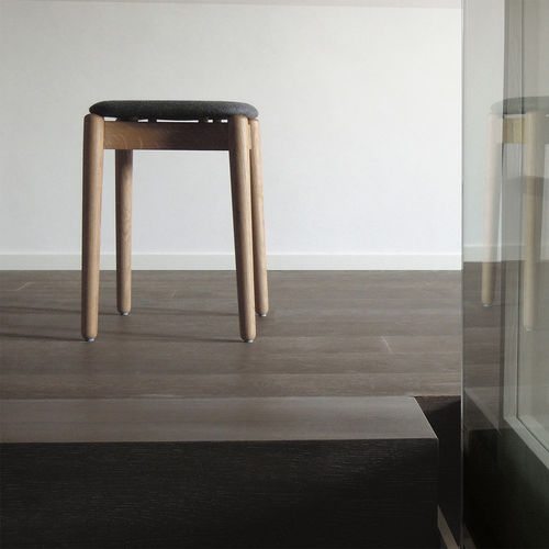 Sgabello contemporaneo - FIZZ  - Bedont - in rovere / in faggio / impiallacciato in legno