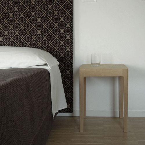 Comodino contemporaneo - SHIRA  - Bedont - in rovere / impiallacciato in legno / in faggio