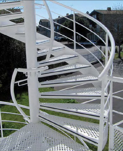 Scala a chiocciola - LISSES - GANTOIS Industries - con gradini in metallo / con struttura in acciaio / tecnica