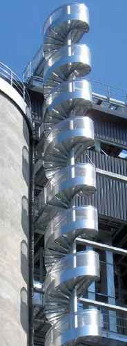 Scala a chiocciola - GANTOIS Industries - con gradini in legno / con struttura in metallo / per edificio ad uso pubblico