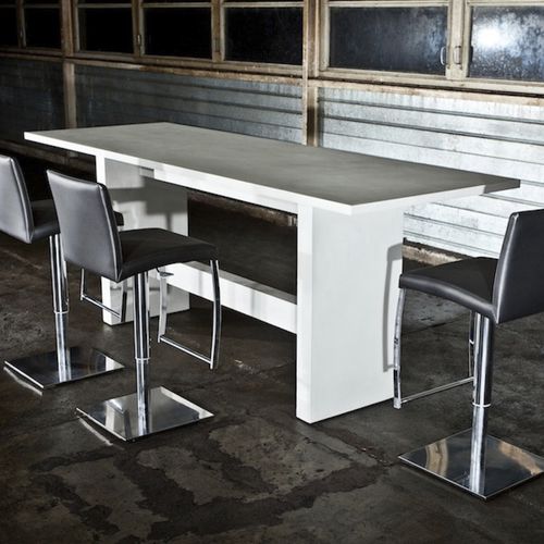 Tavolo alto contemporaneo - ASSAGIO - TRISS - in legno massiccio / in calcestruzzo / rettangolare