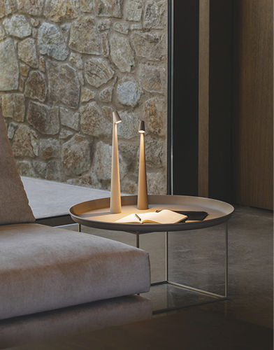 Lampada da tavolo - Africa - VIBIA LIGHTING - mobile / in alluminio / in policarbonato