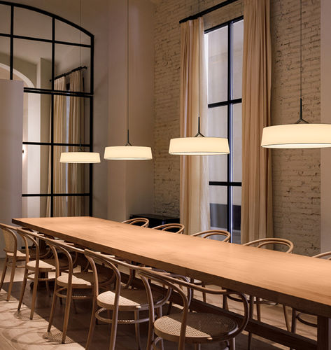 Lampada a sospensione - Dama - VIBIA LIGHTING - in alluminio / di carta / contemporanea