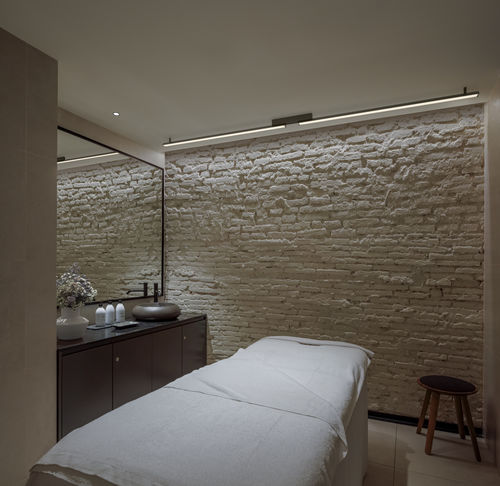 Plafoniera contemporanea - Spa - VIBIA LIGHTING - lineare / in alluminio / in PMMA