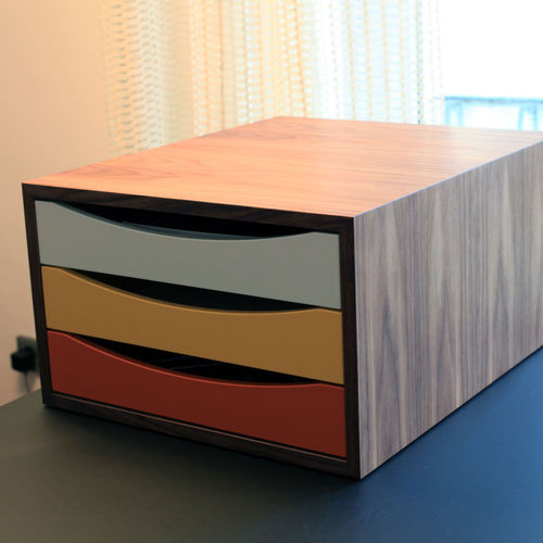 Cassettiera per ufficio in legno - NYHAVN - Triode Design - 3 cassetti / di Finn Juhl