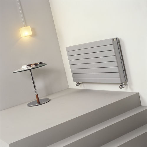 Radiatore ad acqua calda - PANEL PLUS - JAGA - 751 w...1000 w / 1001 w...1500 w / 501 w...750 w