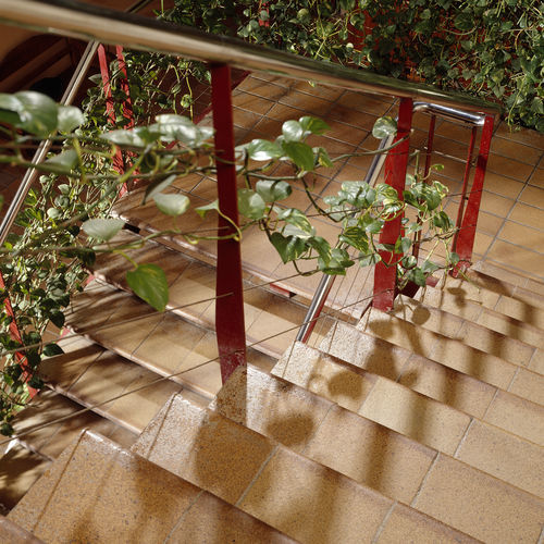 Rivestimento per scalino in ceramica - NATURAL - TERRAKLINKER - GRES DE BREDA - antiscivolo / ad alta resistenza / contemporaneo