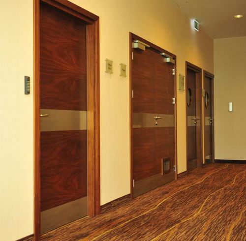Porta da interno - MCR DREW PLUS - Mercor - in legno / battente / senza vetri