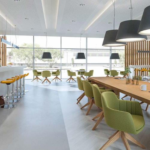 Tavolo contemporaneo - LIMEIS5 - Interstuhl Büromöbel GmbH & Co. KG - in melaminico / in plastica / con supporto in acciaio
