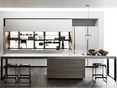 Cucina contemporanea - Logica Celata Vitrum - VALCUCINE - in vetro laccato / in laminato / con isola