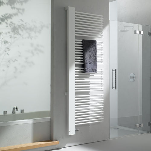 Scaldasalviette ad acqua calda - CREDO® HALF® - KERMI - elettrico / 0...500 w / 501 w...750 w