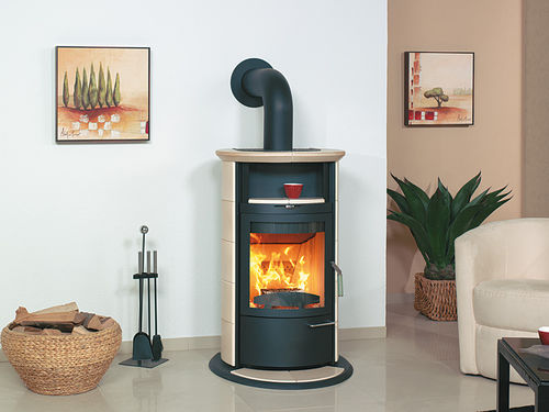 Stufa a legna - 17 NGT ECOPLUS - Hark GmbH & Co. KG - contemporanea / in ghisa / in maiolica