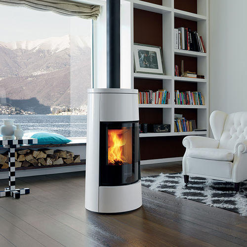 Stufa a legna - E924 M - Piazzetta - 5 kW...10 kW / con piedi / centrale