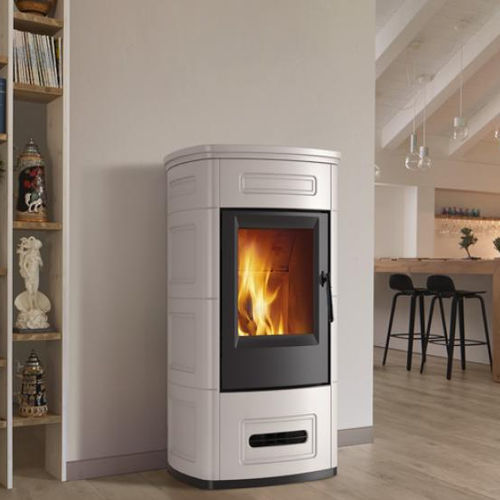 Stufa a legna - E928 R - Piazzetta - 5 kW...10 kW / 11 kW / da appoggio